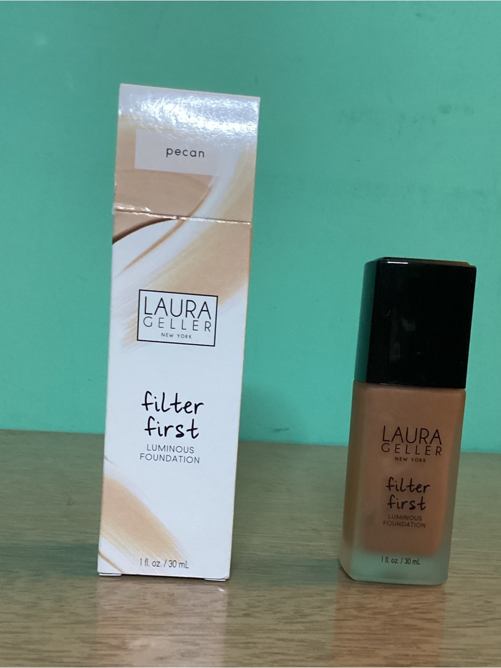Laura Gellar Filter First Luminous Foundation New Shade Pecan